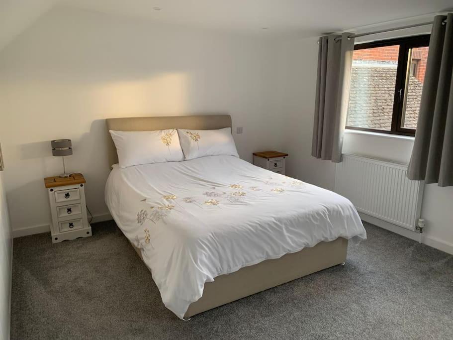 1 Bedroom Self Contained Separate Annexe In Exeter Ide Extérieur photo