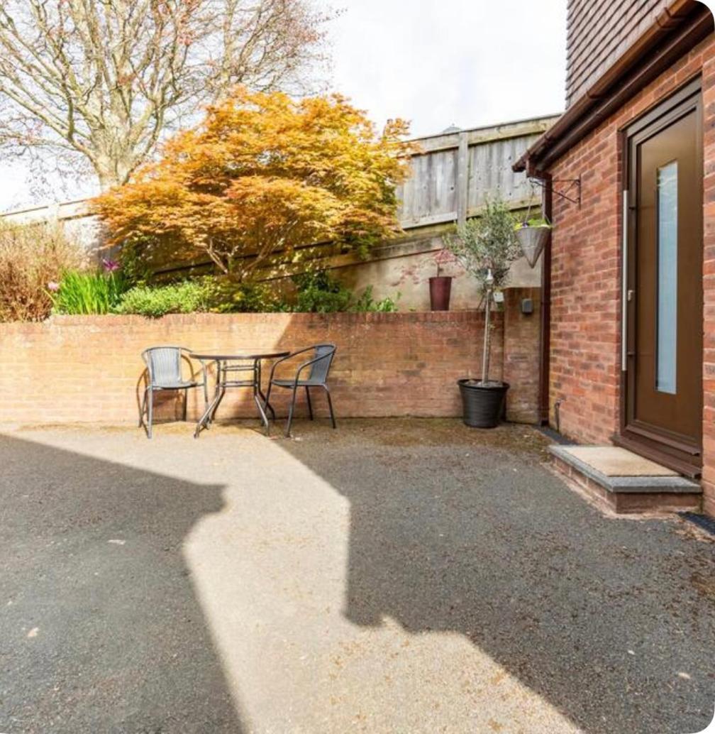 1 Bedroom Self Contained Separate Annexe In Exeter Ide Extérieur photo